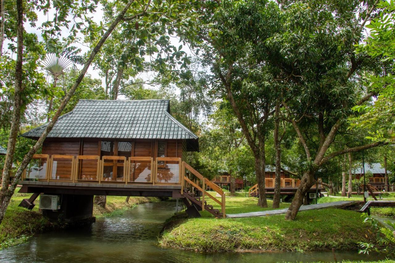 Water Scapes Hotel Kumarakom Ngoại thất bức ảnh