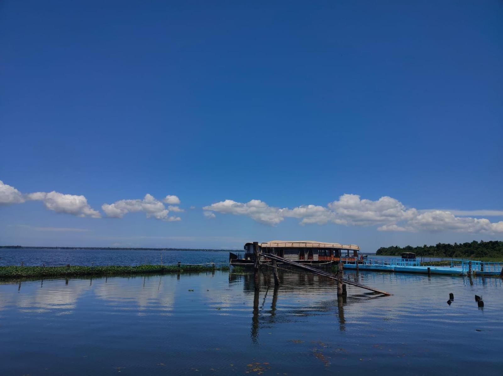 Water Scapes Hotel Kumarakom Ngoại thất bức ảnh