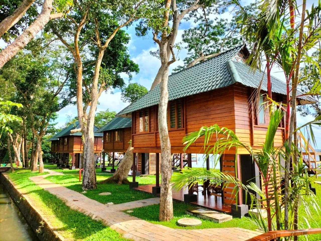 Water Scapes Hotel Kumarakom Ngoại thất bức ảnh